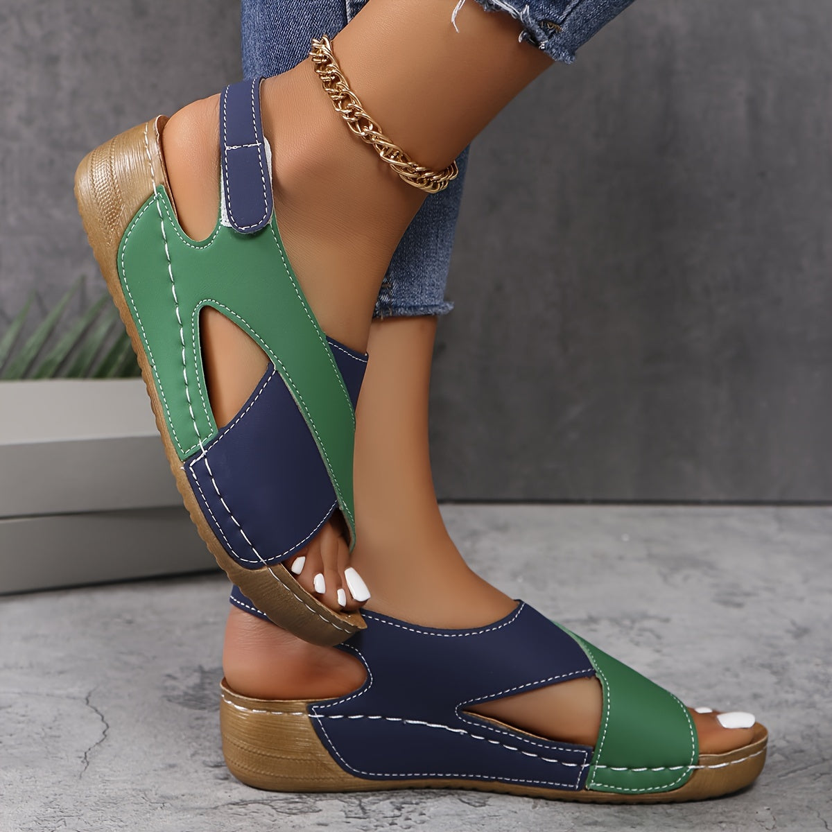 Comfortabele Orthopedische Dames Sandalen met Verstelbare Pasvorm – SORÉLLA