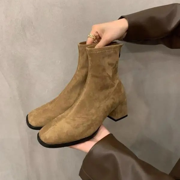 DORETTA - Leren dames Chelsea boots met antislip zool