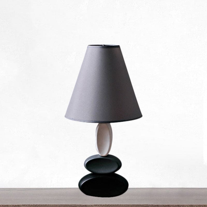 ELARA - Moderne design tafellamp met conische stoffen kap