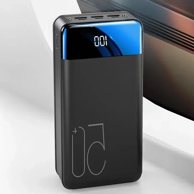 Ultrakrachtige 100.000mAh powerbank met snellaadfunctie – VOLTRIQ MAX - Glamorix