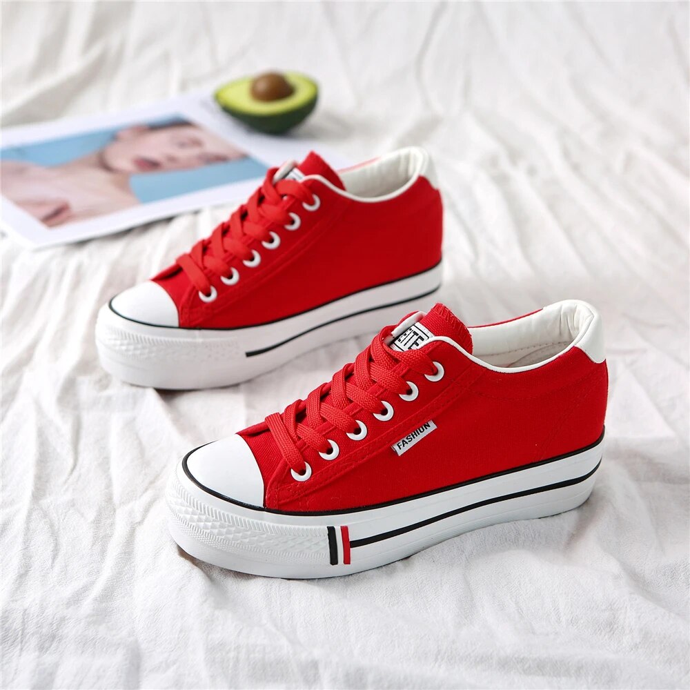 Dames platform sneakers met minimalistische zool – LIVIA RISE - Glamorix