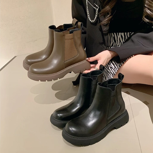 DORETTA - Leren dames Chelsea boots met antislip zool
