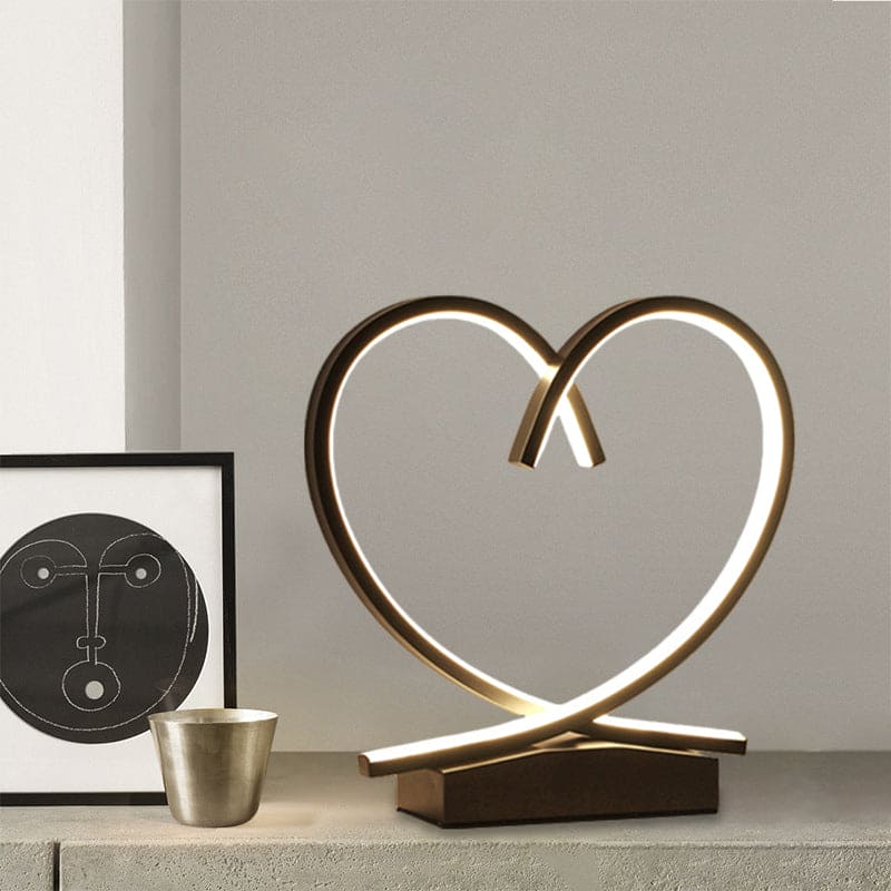 LOVETREE - Houten nachtkastje met liefdevol hartdesign