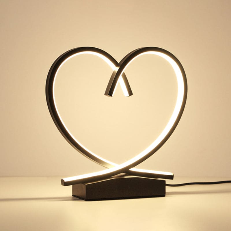 LOVETREE - Houten nachtkastje met liefdevol hartdesign