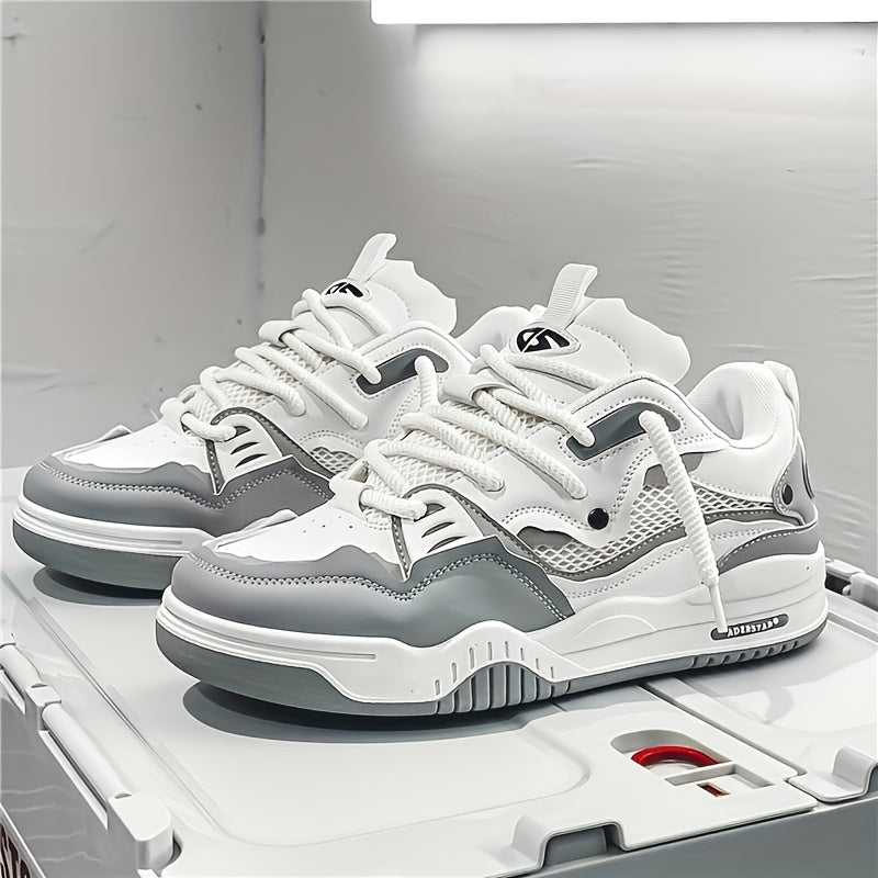 Lage herensneaker met contrastdetails en sportieve zool – NOVARO FLEX - Glamorix