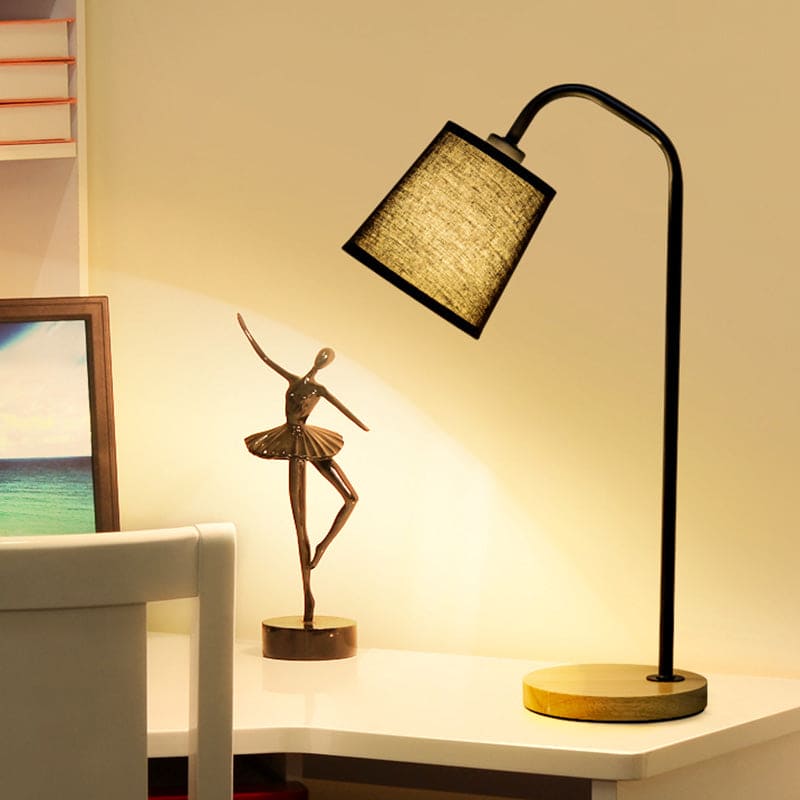 LUMICONIC - Conische tafellamp met modern design