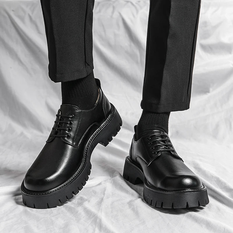 SPENCER - Heren veterschoenen met robuuste zool en tijdloze stijl