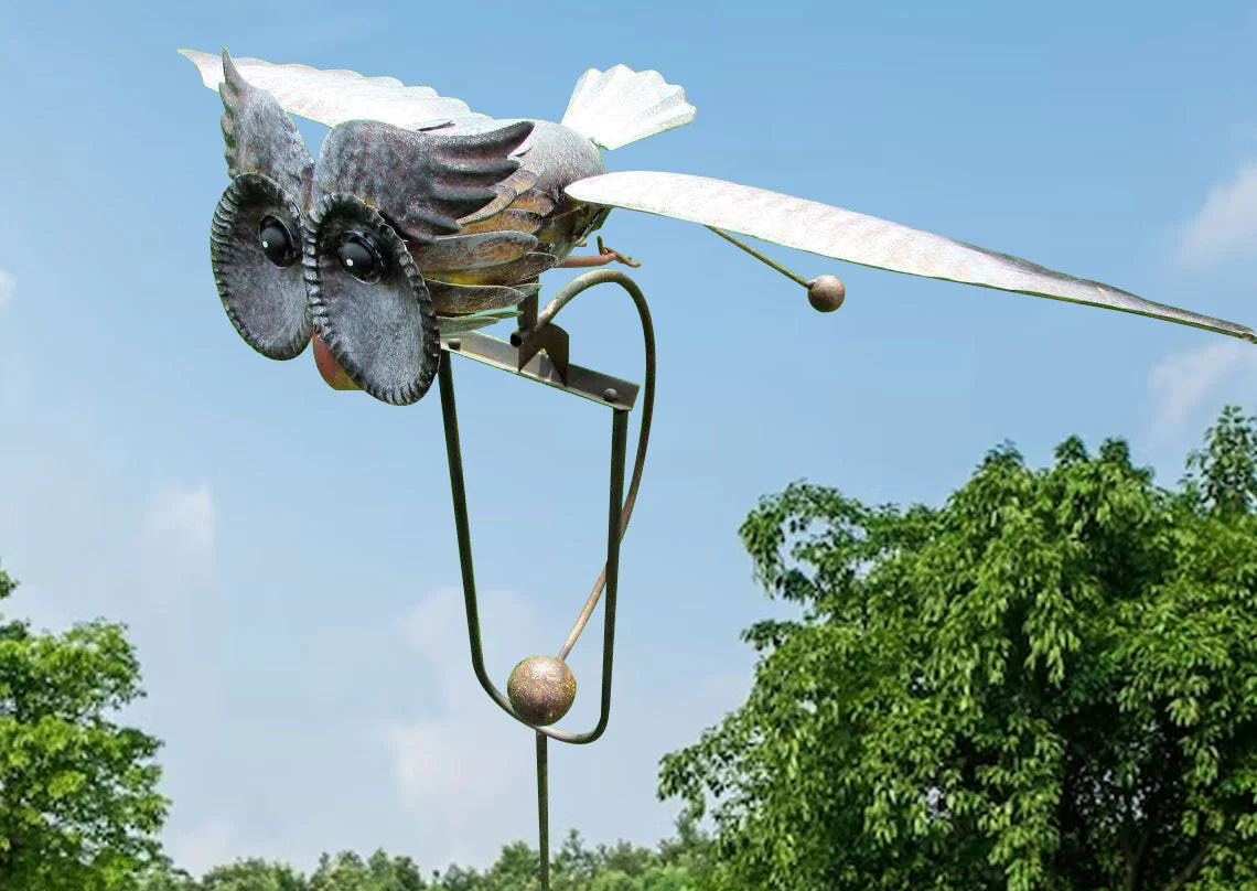 Metalen windmolen tuinornament met draaiende vleugels – AEROVIA GardenSpin - Glamorix