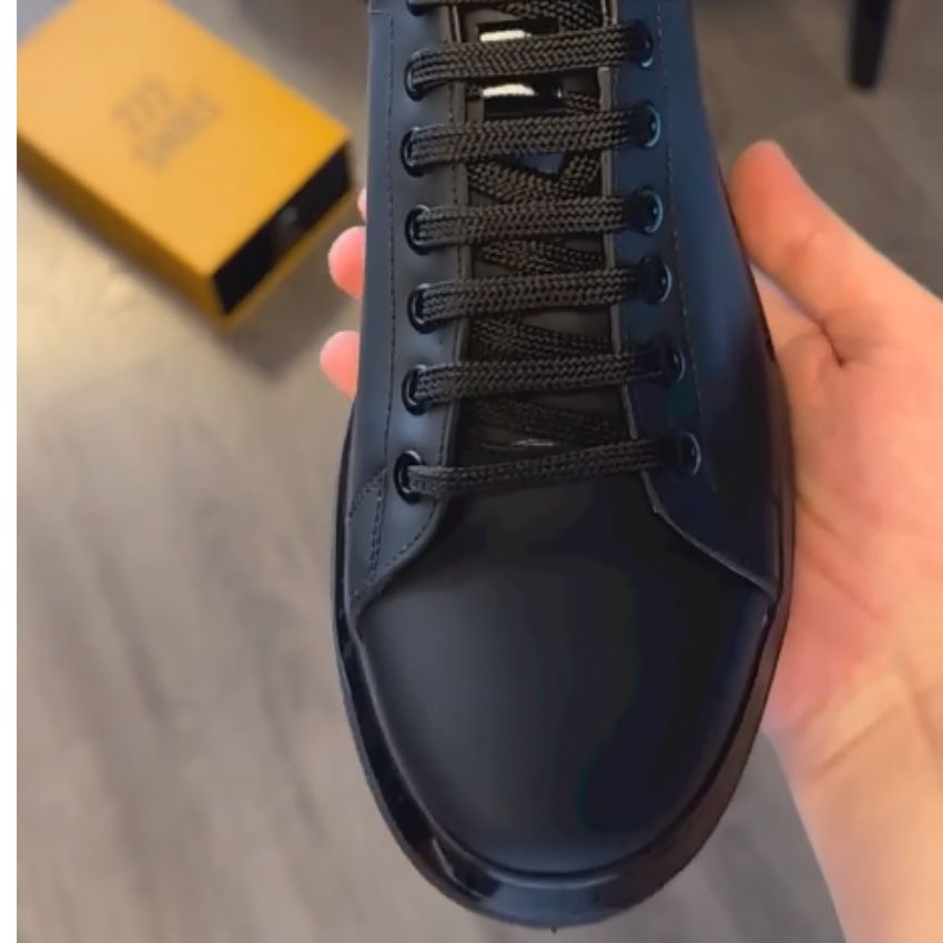 Comfortabele heren sneakers met versterkte gripzool – StrideX Element - Glamorix