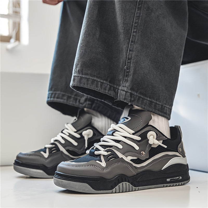 Lage herensneaker met contrastdetails en sportieve zool – NOVARO FLEX - Glamorix