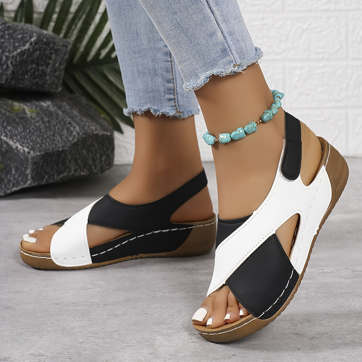 Comfortabele Orthopedische Dames Sandalen met Verstelbare Pasvorm – SORÉLLA