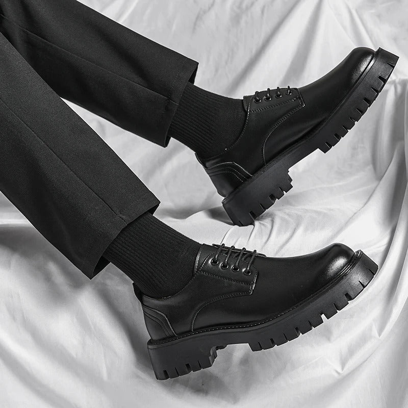SPENCER - Heren veterschoenen met robuuste zool en tijdloze stijl