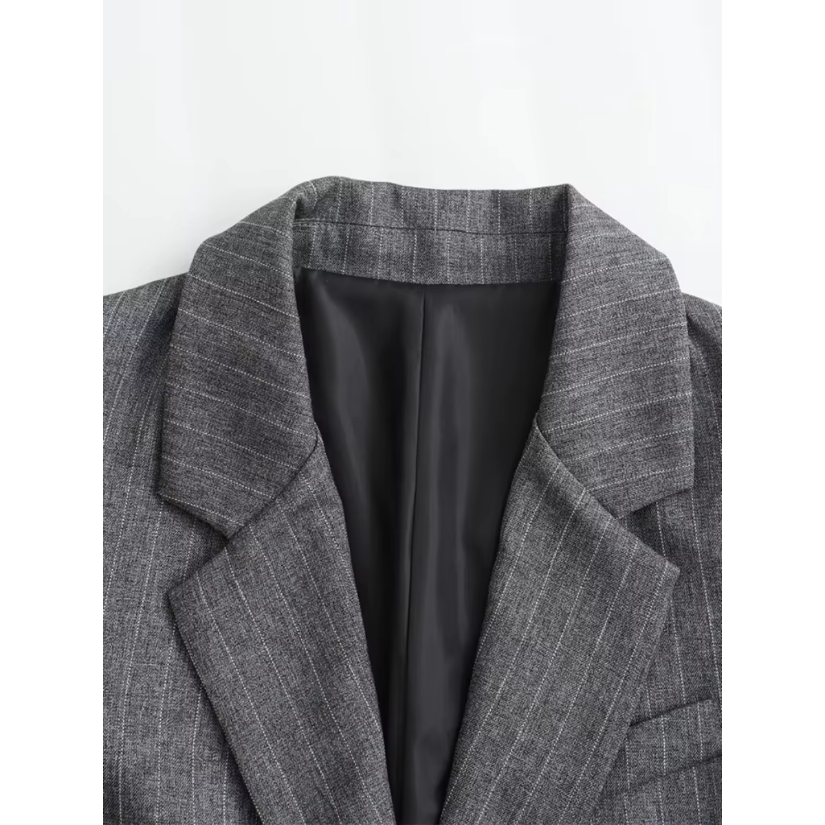 VIVIAN - Klassieke damesblazer met twee klepzakken