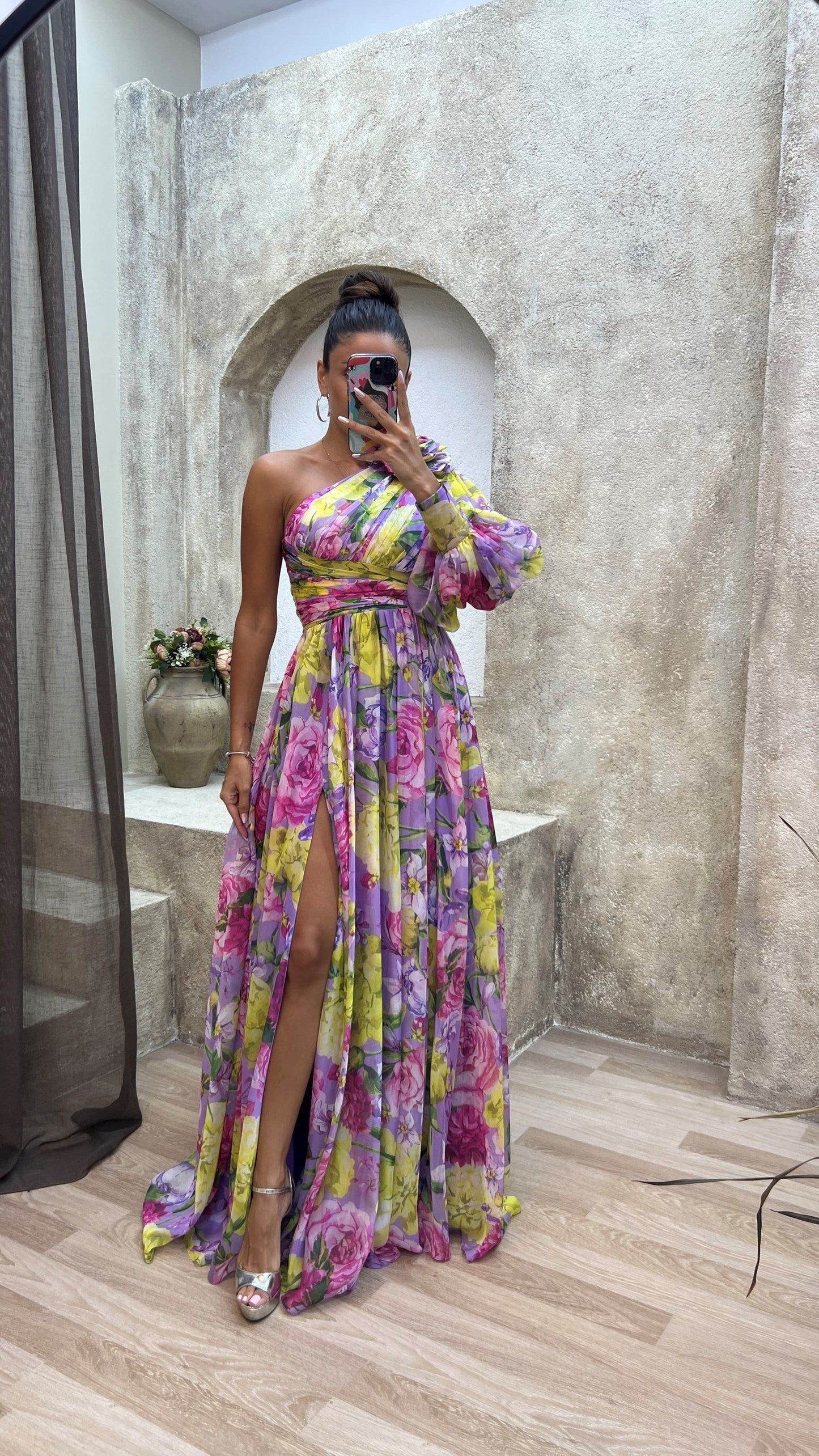 Asymmetrische maxi-jurk met bloemenprint en hoge split – FLORELLA - Glamorix