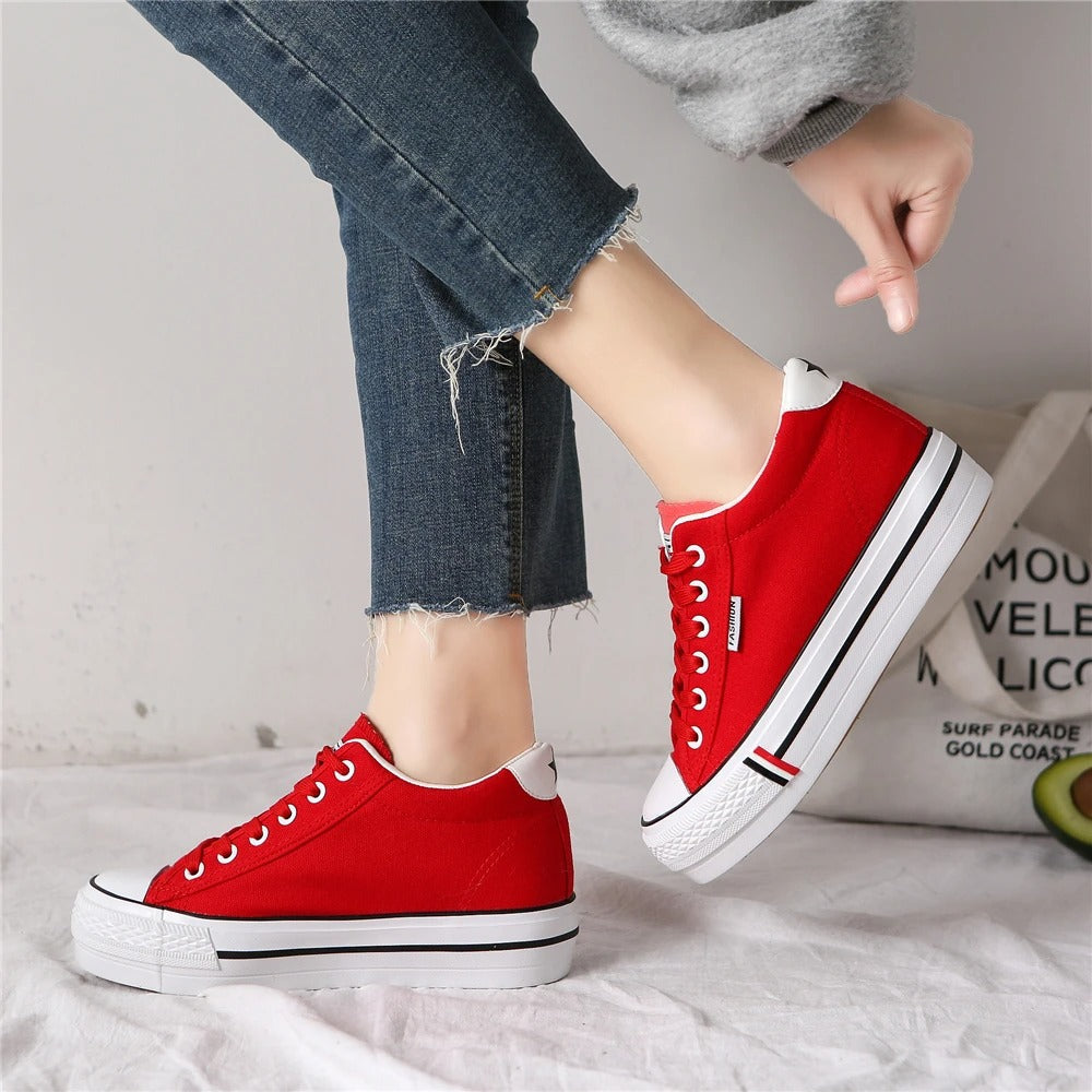 Dames platform sneakers met minimalistische zool – LIVIA RISE - Glamorix