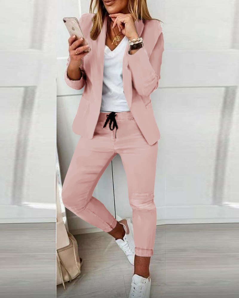 VICTORIA - Casual tweedelige blazer en joggerset voor dames