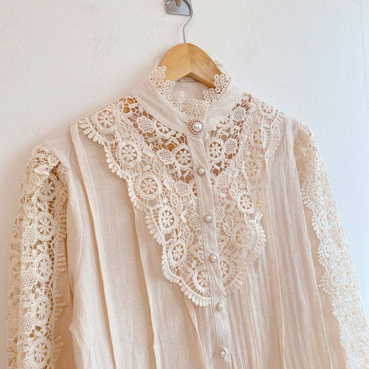 ELOISE - Elegante damesblouse met stijlvolle hoge hals