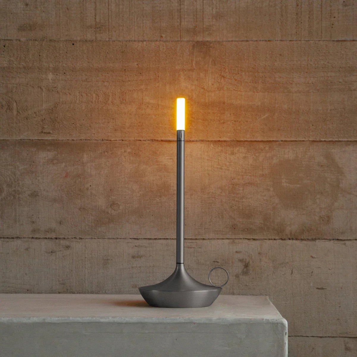 LumaZen Aura – Subtiele oplaadbare tafellamp met zacht licht en rustgevend design
