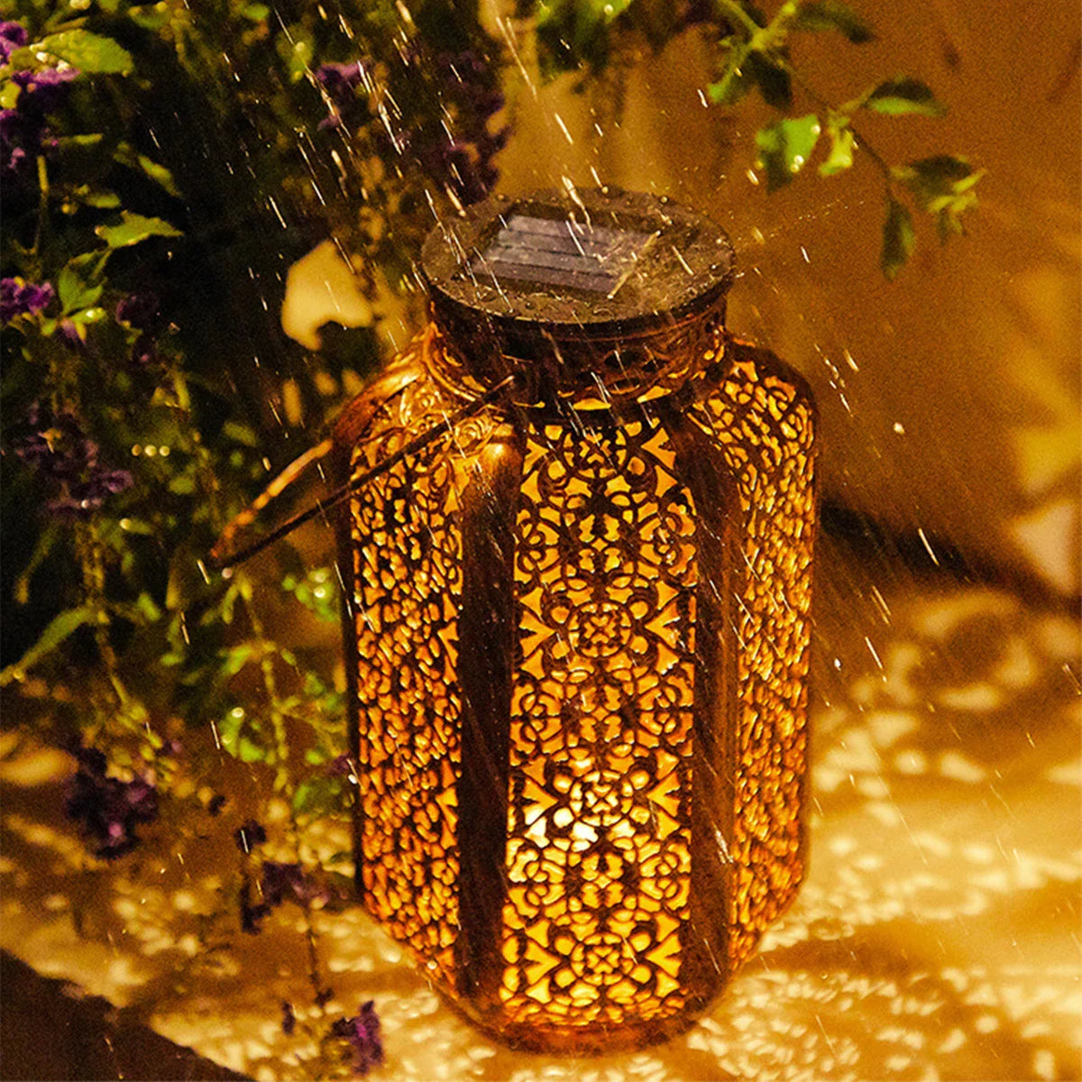 Vintage solar tuinlantaarn van ijzer – SOLARIS VINTAGE LANTERN - Glamorix