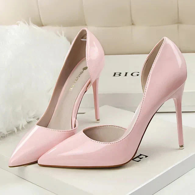 Dames pumps met hoge hak en uitgesneden zijkant – VELARA CUTOUT - Glamorix