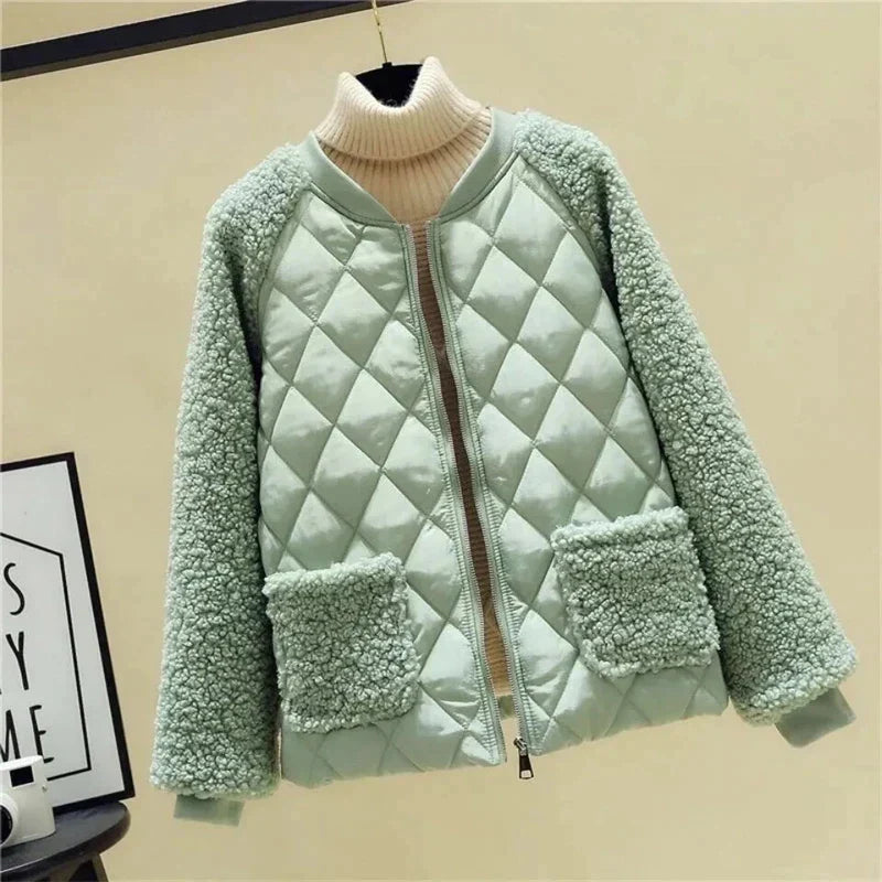 AURORA - Stijlvolle winterjas met elegante details voor dames