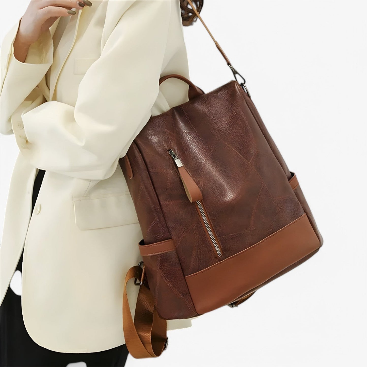 Vintage rugzak met stijlvolle details en laptopvak – LIVORA RetroPack - Glamorix