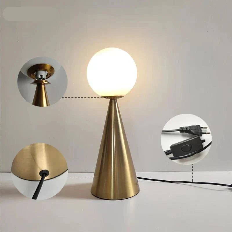 AURELUX - Creatieve tafellamp van goud en glas