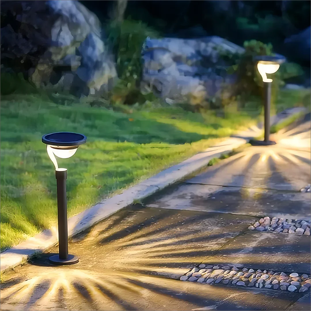 SOLARIS - Krachtige buitenlamp op zonne-energie voor optimale verlichting