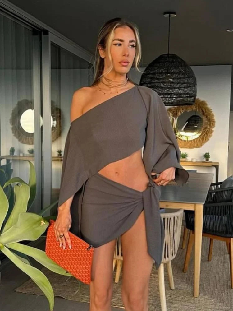Tweedelige dames set met off-shoulder top en gedrapeerde rok – BELLINA DUOGLAM - Glamorix