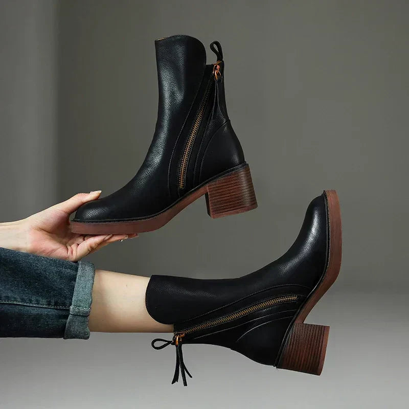 Elegante Leren Damesboots met Tijdloos Design – NOÉRINA