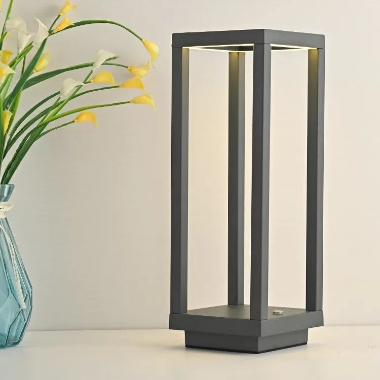 https://www.selzar.nl/products/briljantlicht-draadloze-tafellamp