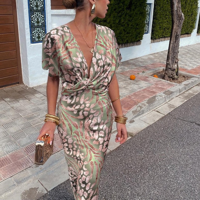 ARIANNE - Satijnen midi-jurk met goudgroene luipaardprint