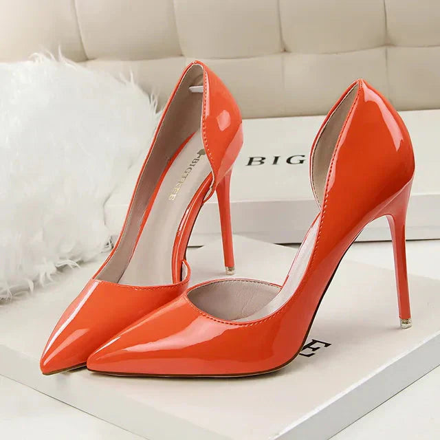 Dames pumps met hoge hak en uitgesneden zijkant – VELARA CUTOUT - Glamorix