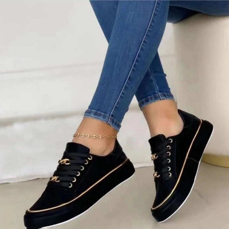 Trendy lage damessneakers met gouden details – LEXI GLOW - Glamorix
