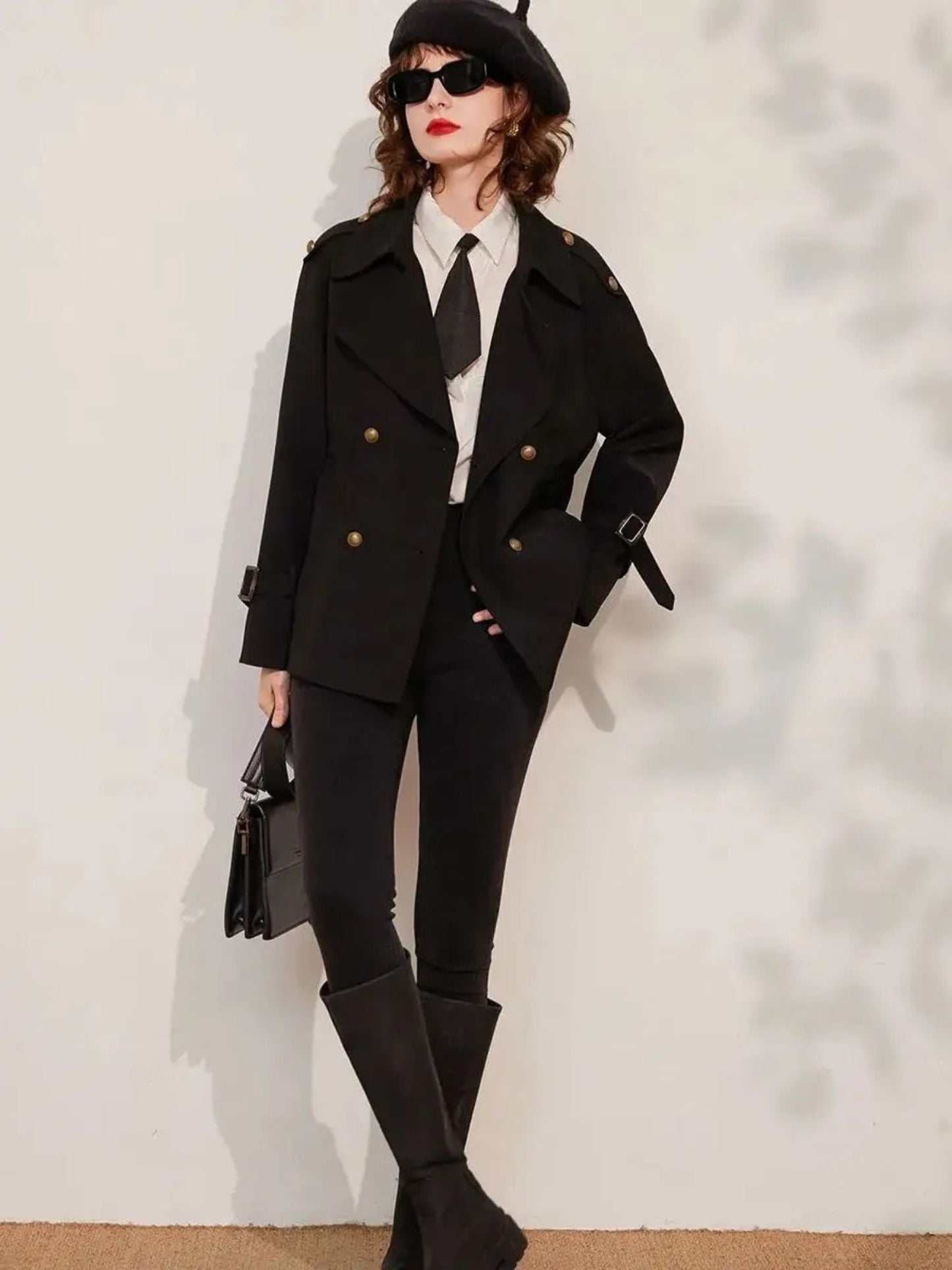 Getailleerde damesjas met dubbele knoopsluiting – VÉRA COAT - Glamorix