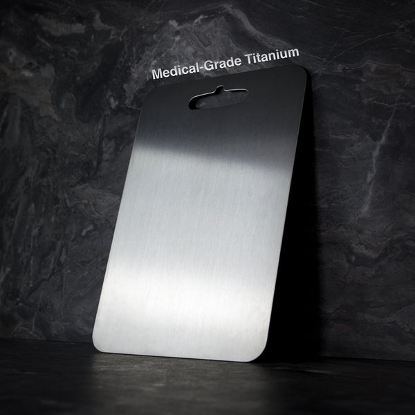 Hygiënische titanium snijplank voor intensief keukengebruik – KUVARA SteelBoard - Glamorix