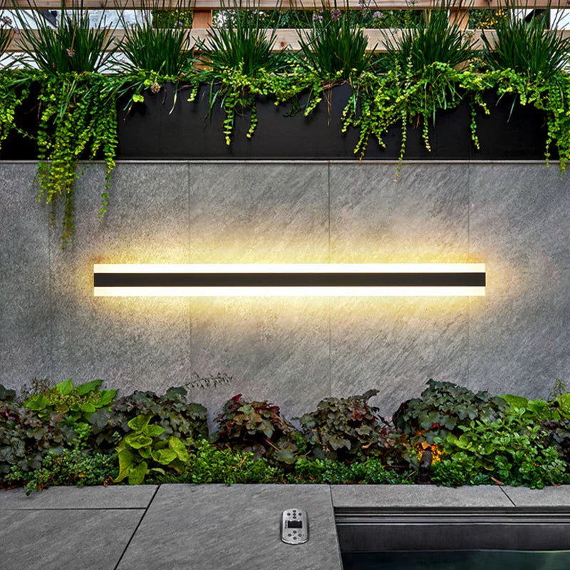 LUMORA - Waterdichte buitenwandlamp voor sfeervolle verlichting