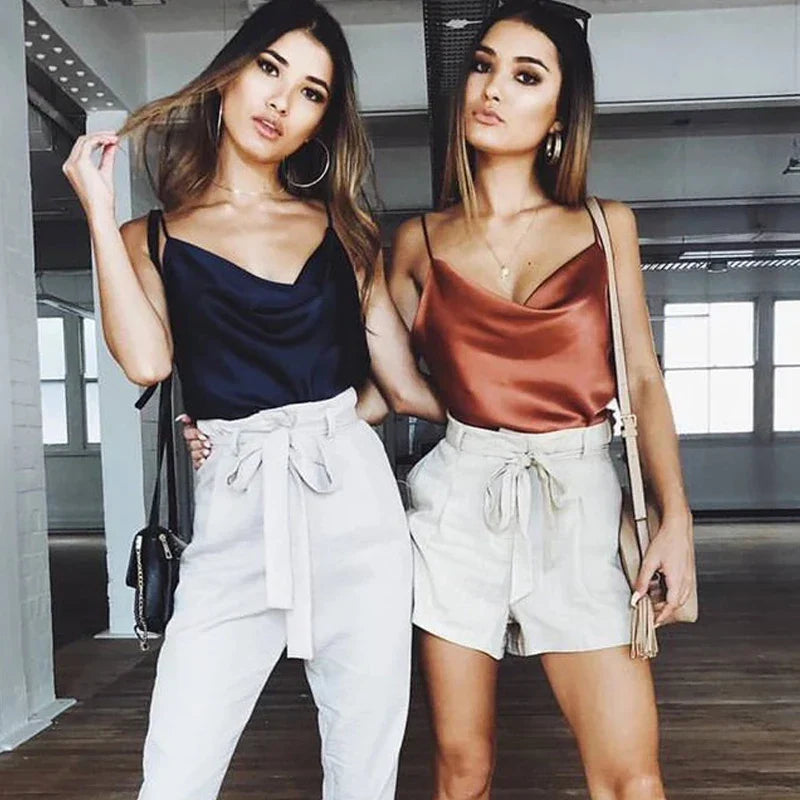 ELARA - Satijnen dames tanktop met drape en spaghetti bandjes