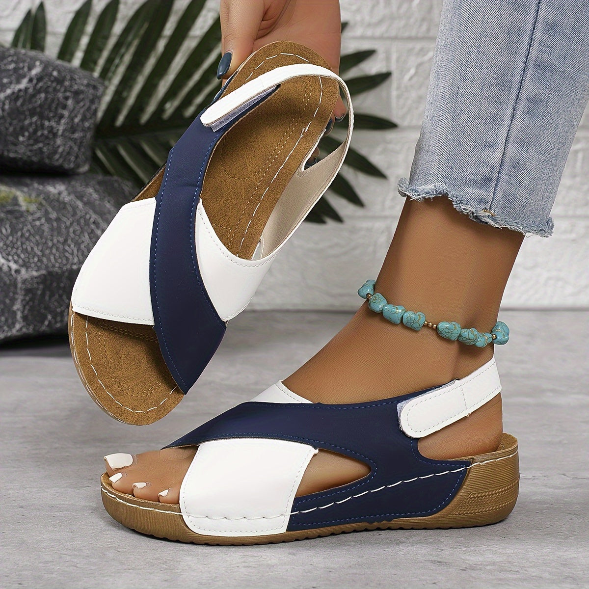 Comfortabele Orthopedische Dames Sandalen met Verstelbare Pasvorm – SORÉLLA