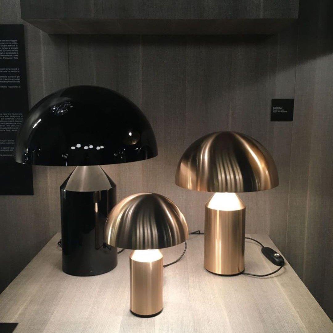 Moderne LUXORA - Moderne metalen tafellamp voor stijlvolle verlichting tafellamp