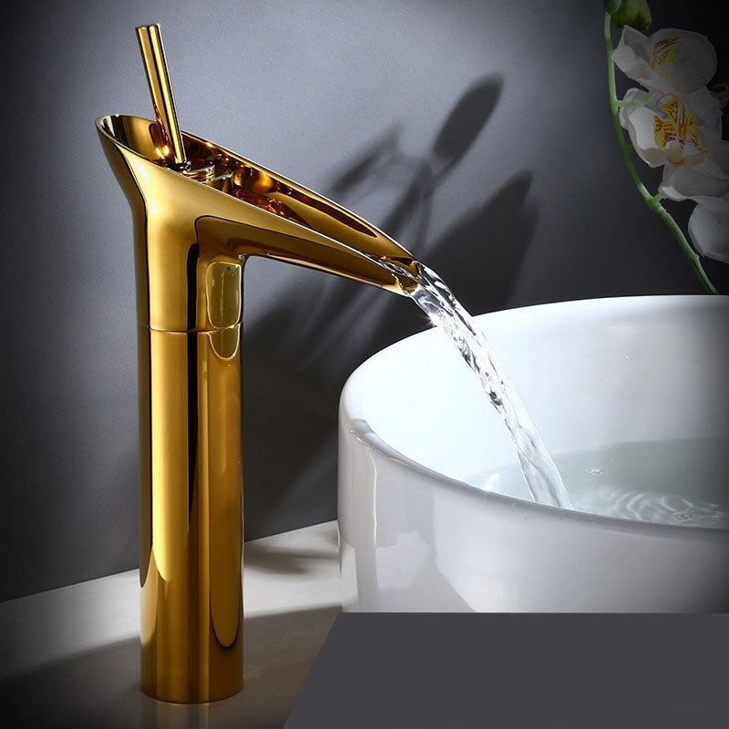 Waterval wastafelkraan met retro design voor badkamer – VELLUTO AquaFall - Glamorix