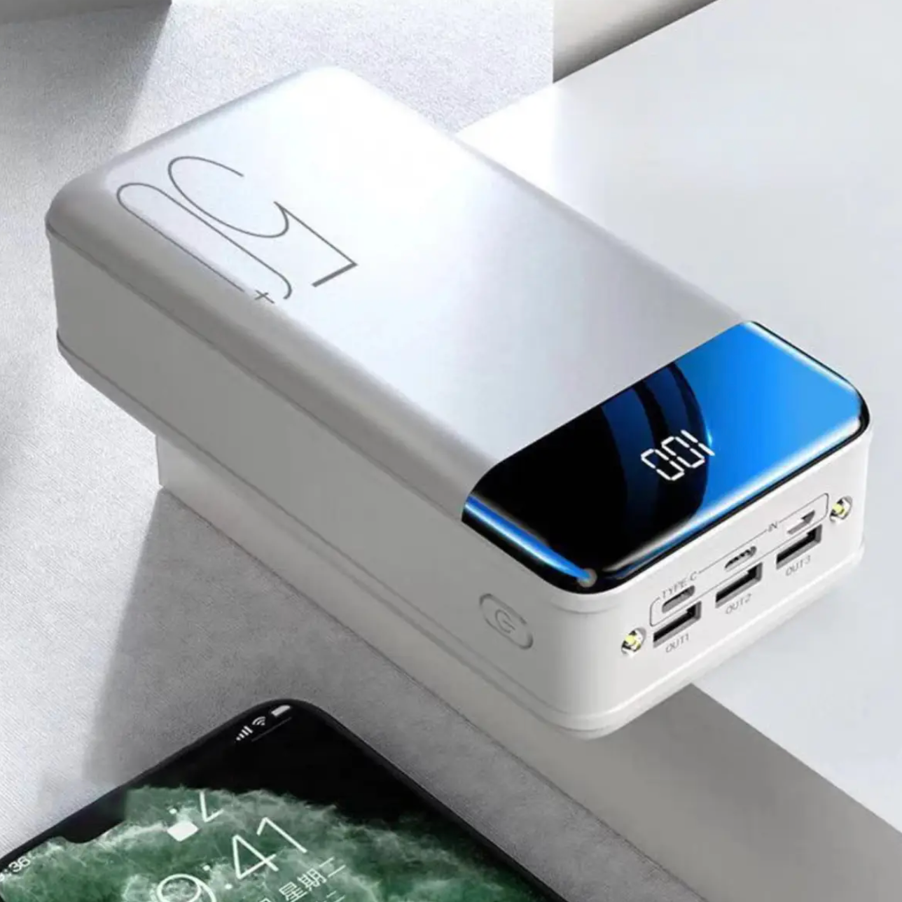 Ultrakrachtige 100.000mAh powerbank met snellaadfunctie – VOLTRIQ MAX - Glamorix