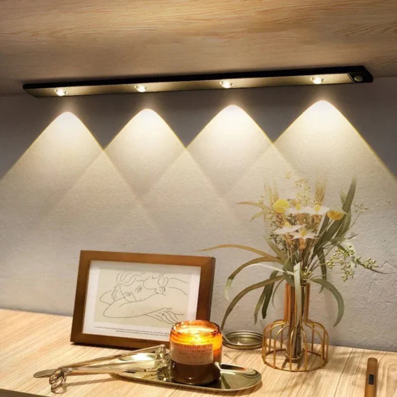 Slimme Draadloze LED Kastverlichting met USB-oplaadfunctie – GlowLine