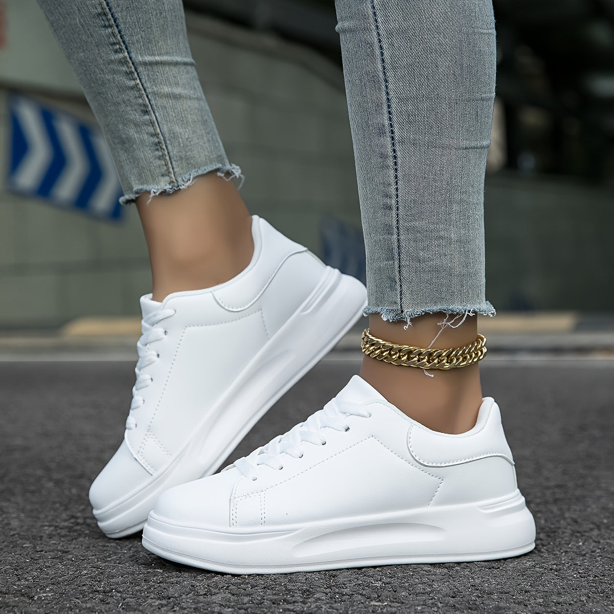 Modieuze lage sneaker met clean profiel en verhoogde zool – CALISTA - Glamorix