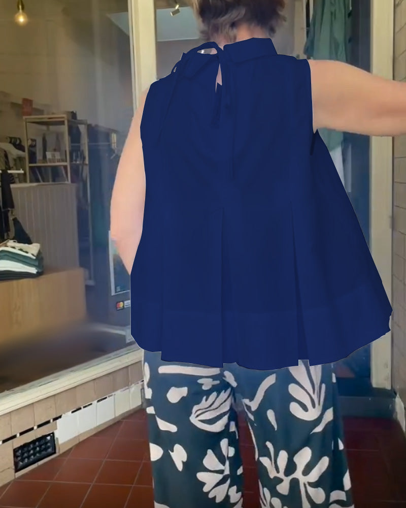 Mouwloze dames top met opstaande kraag en plooidetail – LIVIA HALO - Glamorix