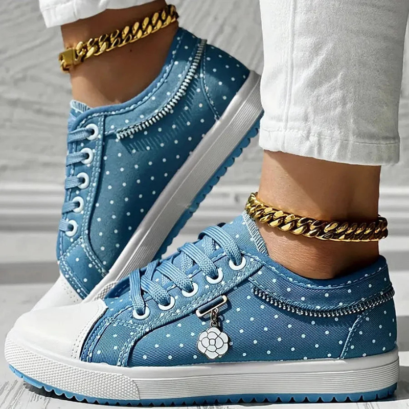 Thora - Damessneakers met kanten panelen en speelse details - Glamorix