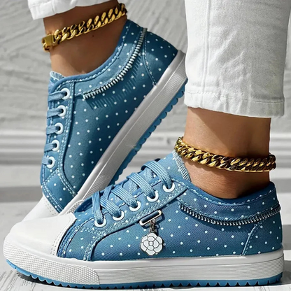 Thora - Damessneakers met kanten panelen en speelse details - Glamorix