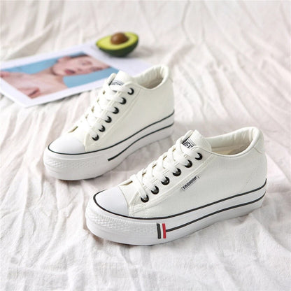 Dames platform sneakers met minimalistische zool – LIVIA RISE - Glamorix