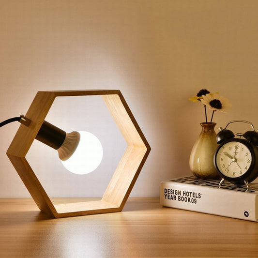 HEXALIGHT - Stijlvolle zeshoekige houten tafellamp voor warme ambiance