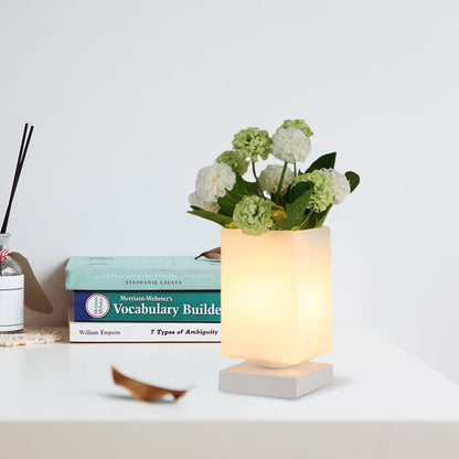 https://www.selzar.nl/products/luna-elegant-art-deco-glazen-nachtlamp-voor-een-romantische-slaapkamersfeer